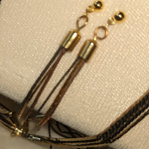 Vintage Five Strand Black & Gold Necklace with Matching Dangle Earrings - Picture 3 of 3
